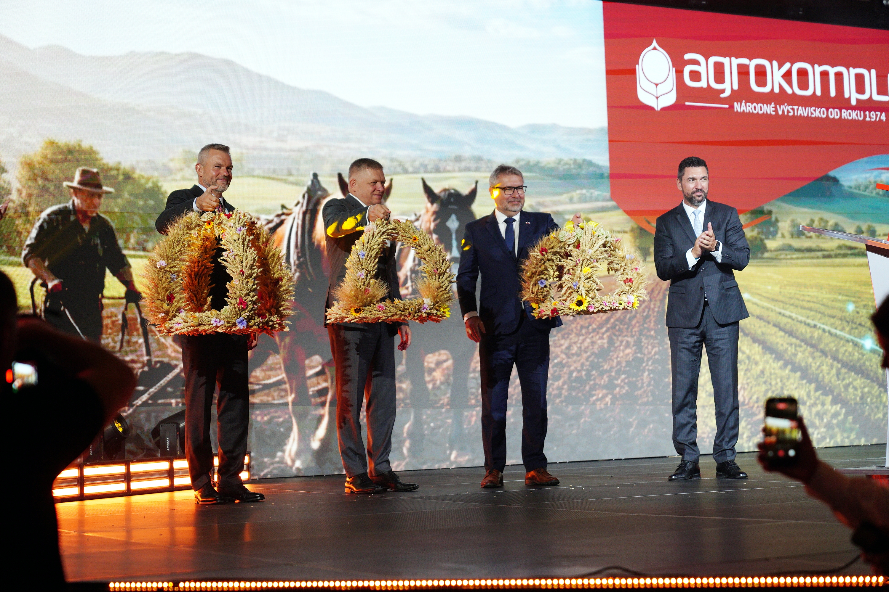 Význam akademickej sféry a SPU podčiarkli na Agrokomplexe prezident aj premiér